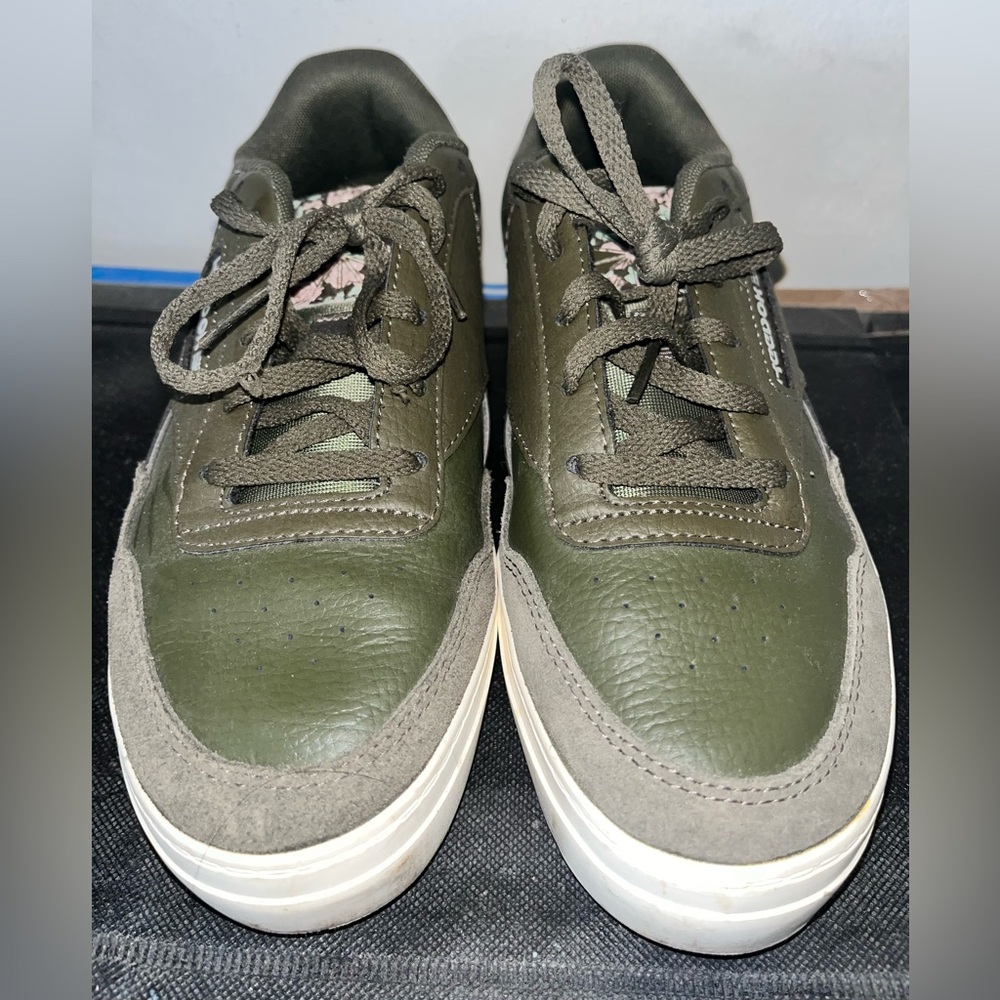 Reebok Forest Green Leather Sneakers - Picture 2 of 4